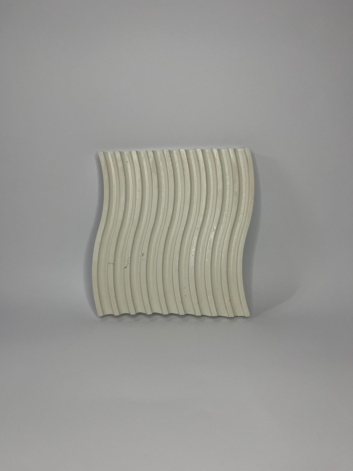 Serene Wave Tray