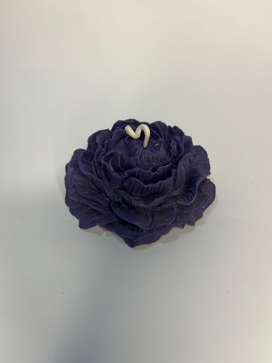 Roseflicker Candle