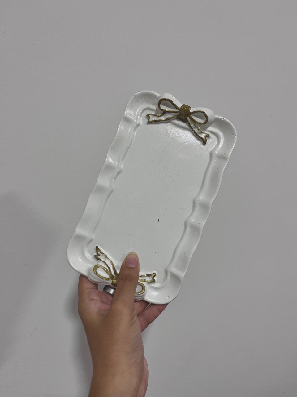 Bow Belle Tray