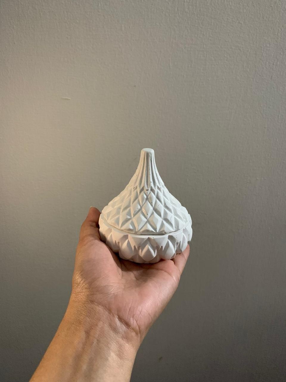 Pine Whirl Pot